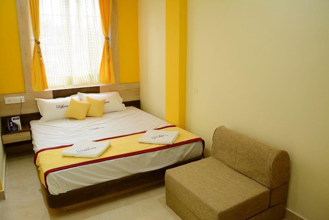 Hotel Landmark Udagamandalam Exterior foto